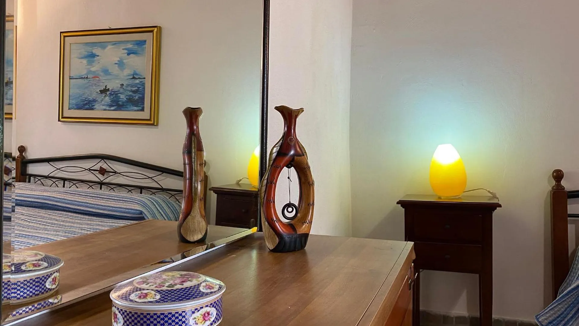 Vila La Casina Di Gio Carini 0*,